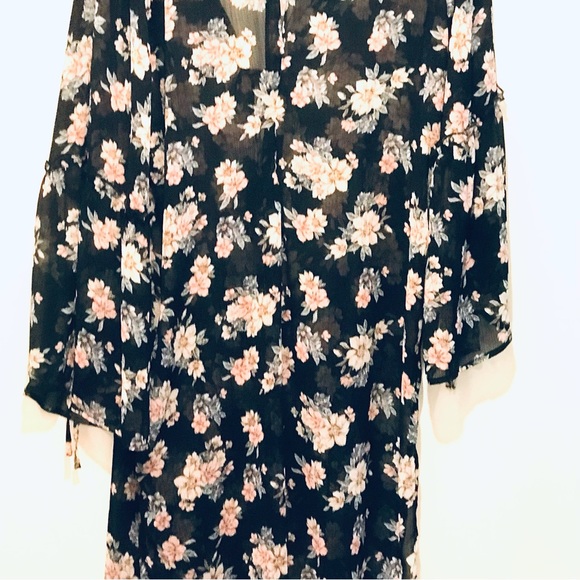 Band of Gypsies Floral Kimono Duster Black Pink Flare Split Bell Sleeves… - Picture 8 of 12